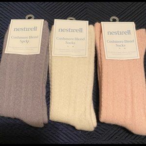 3 pair Nestwell Cashmere Blend Socks in Sharkskin Grey, Egret and Silver…